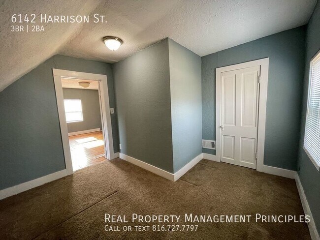 Building Photo - 6142 Harrison St