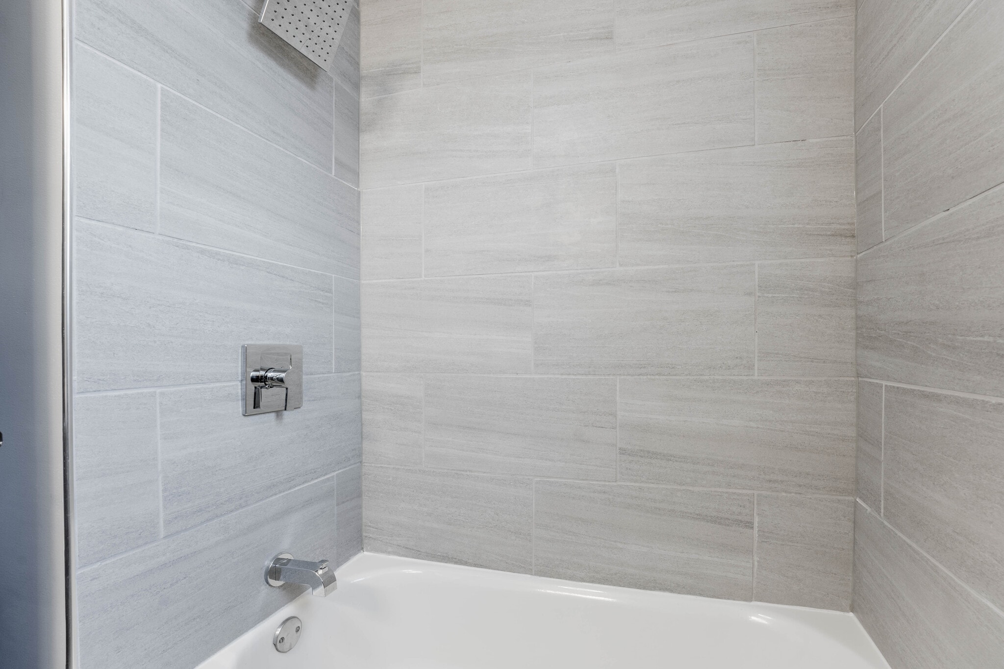 Building Photo - 5306 N Ashland Ave