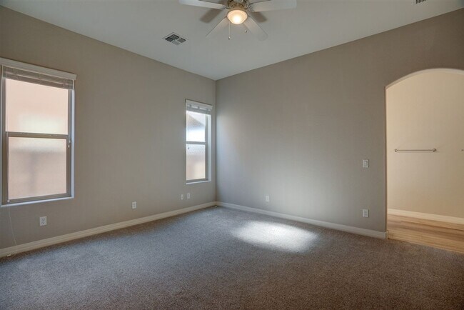 Building Photo - 6185 E Beecher Loop