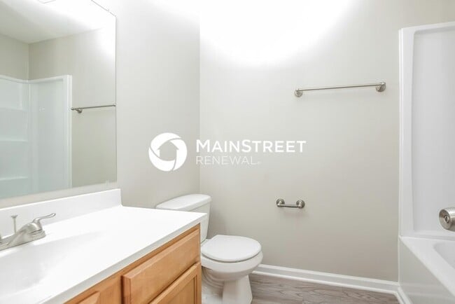 Building Photo - 4 Bedroom Pet-Friendly Home in Charlotte, ...