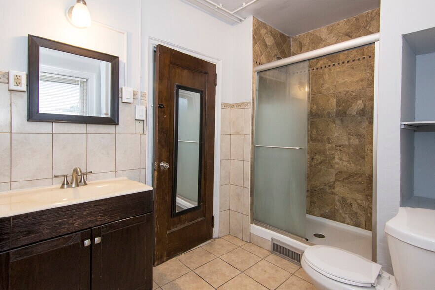 Building Photo - 131 Hawley St