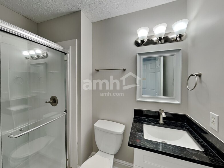 Building Photo - 6463 Winchester Highlands Dr