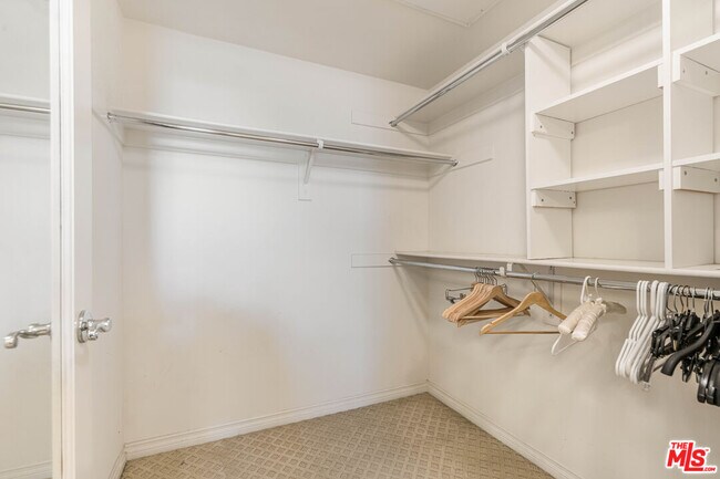 Building Photo - 13031 Villosa Pl