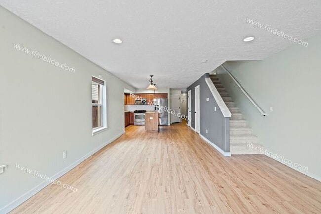 Building Photo - Spacious 3BR, 2.5BA Townhome Just Minutes ...