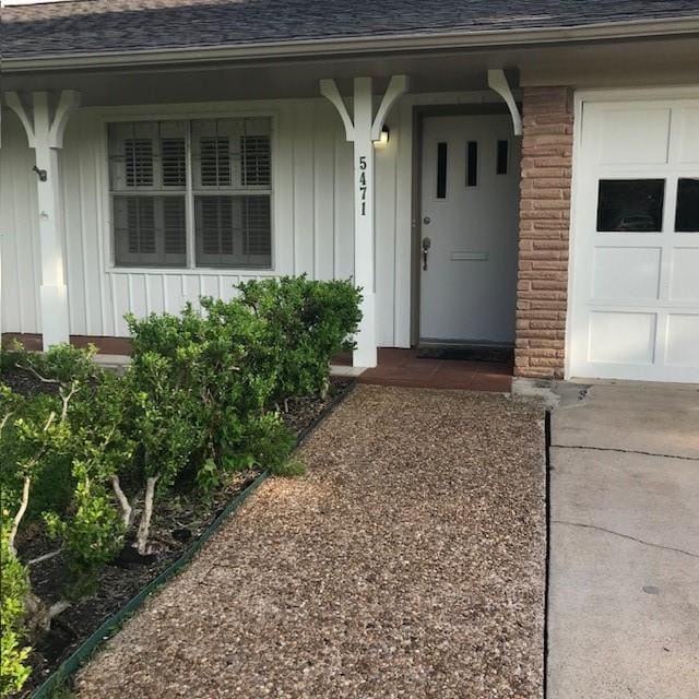 Building Photo - 5471 Kuldell Dr