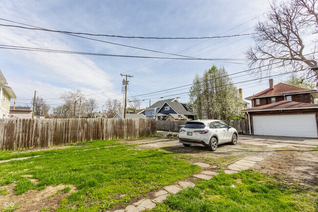 Building Photo - 2953 N Delaware St