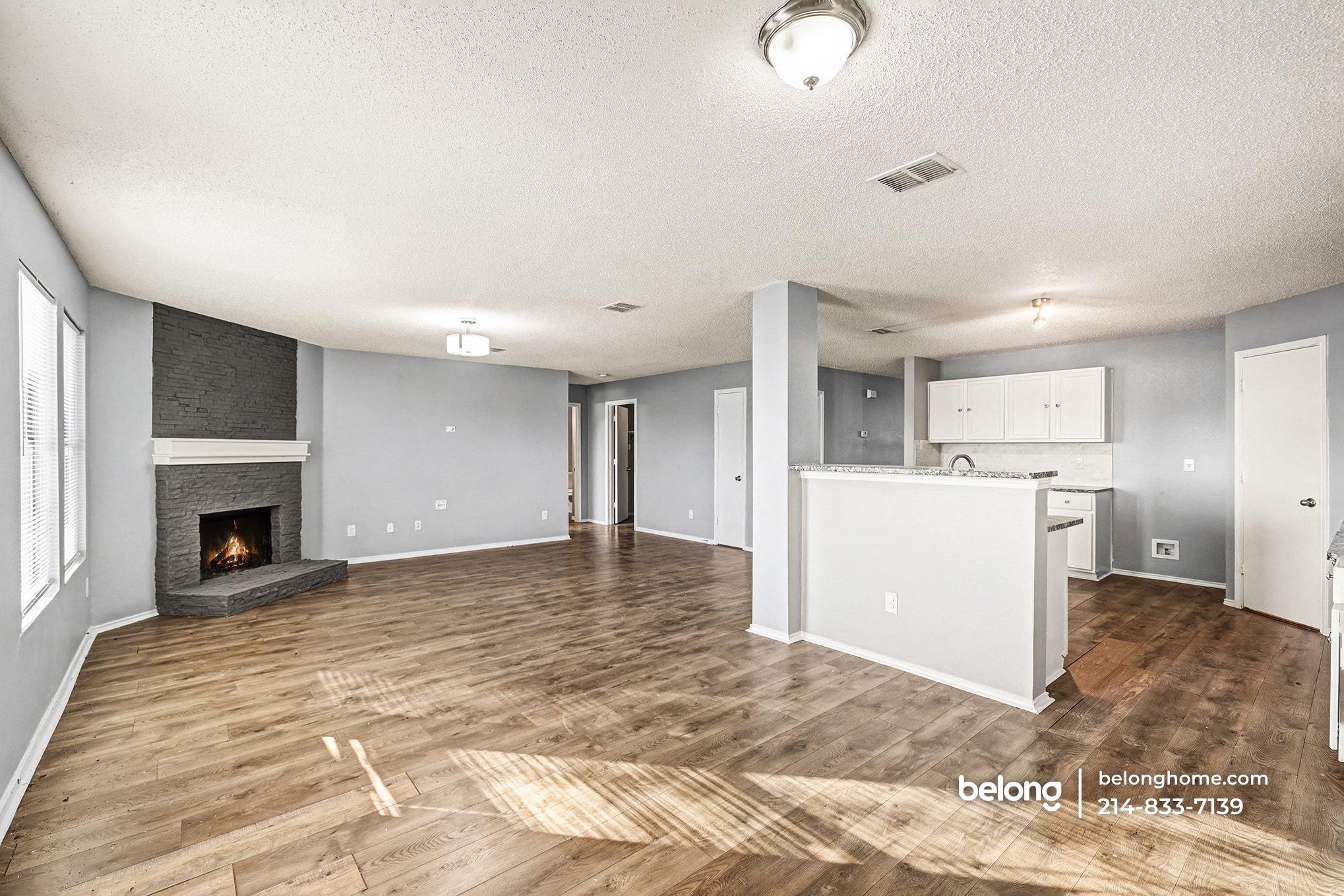 Building Photo - 2256 White Oak Dr