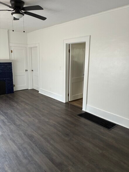 Building Photo - 211 Loomis Ave