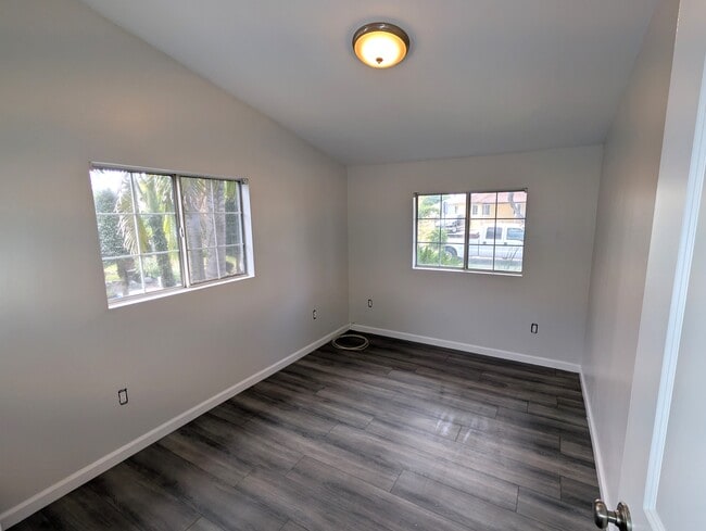 Building Photo - 7635 Birchleaf Ave