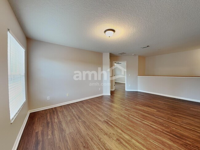 Building Photo - 10956 Willow Ridge Loop