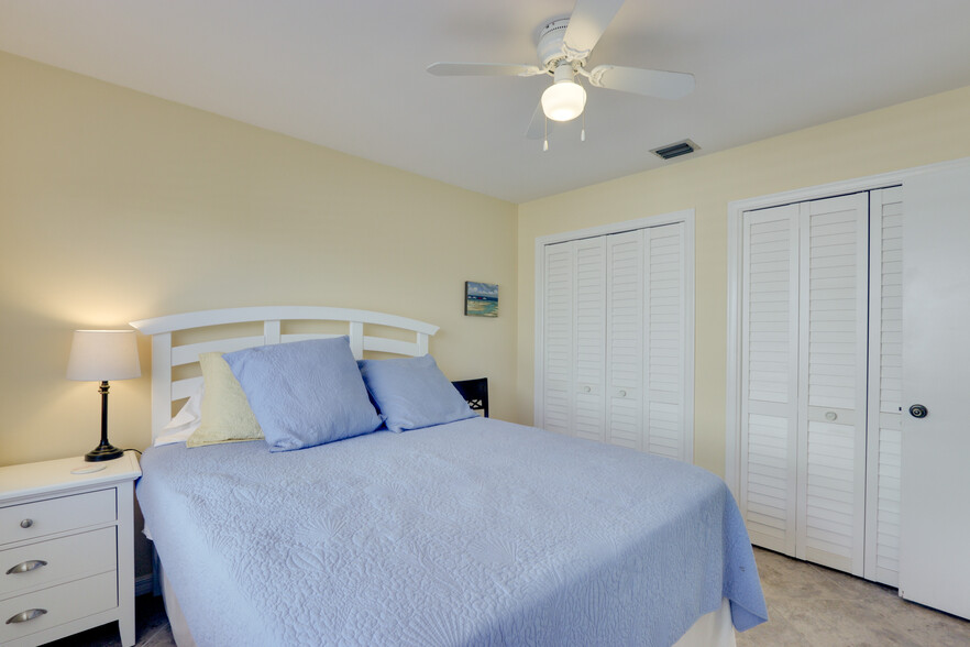 Plenty of closet space - 230 S Lakeside Dr
