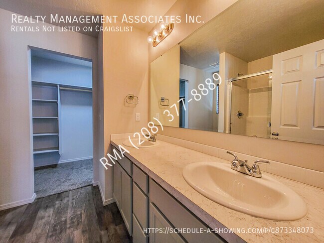 Building Photo - 13234 S Catawba River Ave