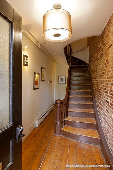 Building Photo - 237 Northampton St