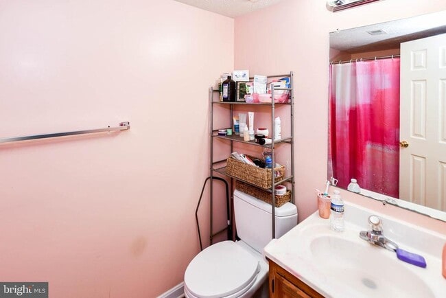 Building Photo - 1600 Ora Lea Ln