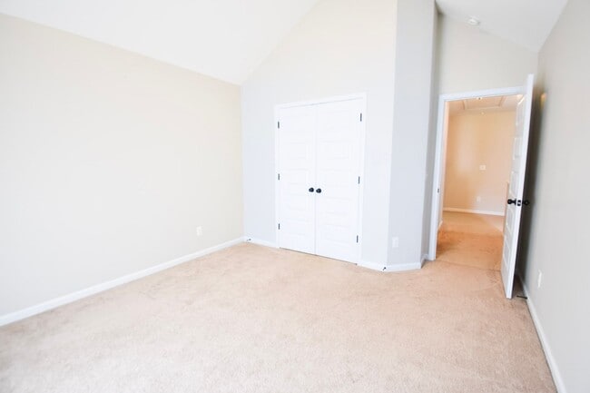 Building Photo - Coming Soon! 4 Bedroom 2.5 Bath