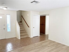 Building Photo - 3008 Ocean View Dr