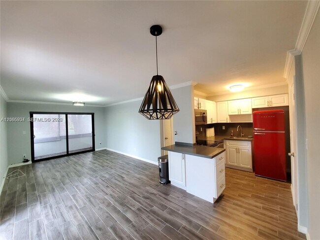 Building Photo - 8701 SW 141st St