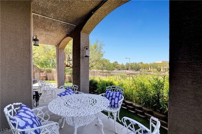 Building Photo - 9430 Laguna Niguel Dr