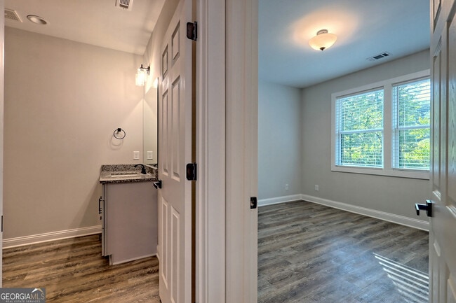 Building Photo - 18 Living Waters Wy