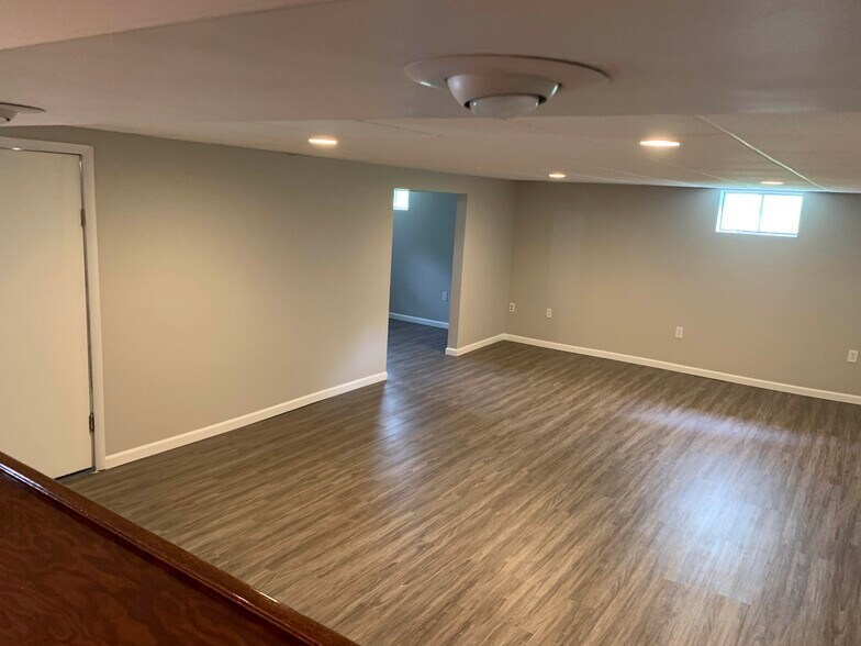 Finished basement - 11934 Holly Brook Dr