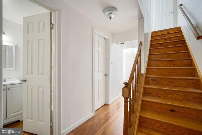 Building Photo - 6356 Shaundale Dr