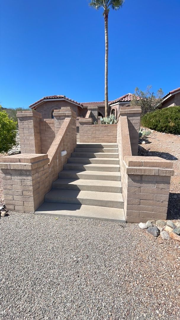 Building Photo - Tucson Foothills Home