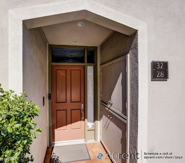 Building Photo - 3 br, 2 bath Condo - 32 Megan Dr, San Fran...