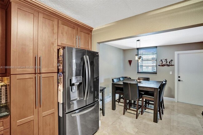 Building Photo - 1811 Jefferson St