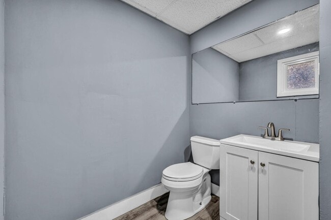 Building Photo - 4730 E 142nd St