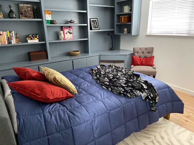 Building Photo - 3662 Lovall Valley Rd