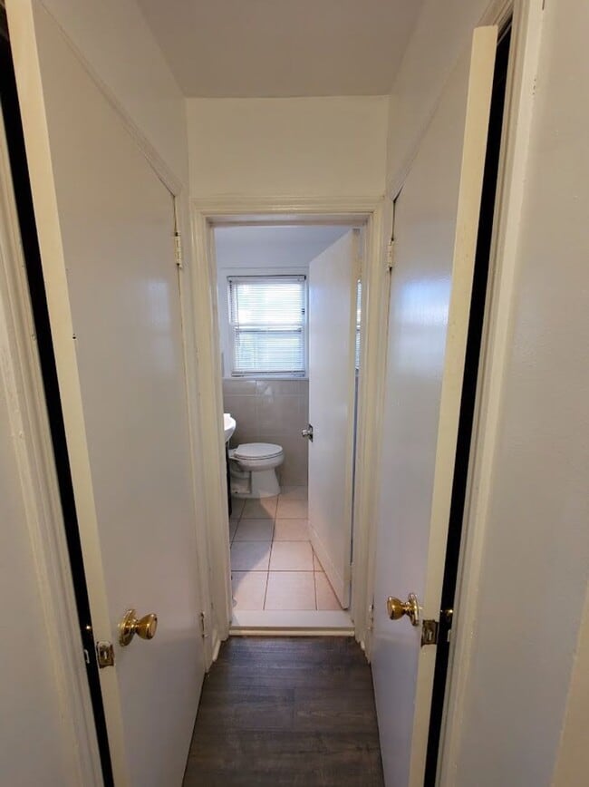 Building Photo - 116Guilden