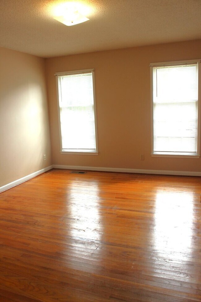 Building Photo - 5817 Dobson Dr