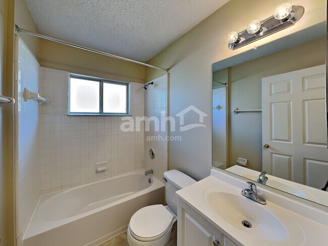 Building Photo - 3154 Fox Squirrel Dr