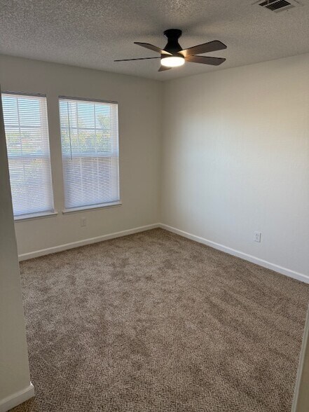 Building Photo - 2171 El Seco Way