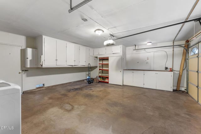 Building Photo - 1370 Cresthaven Dr