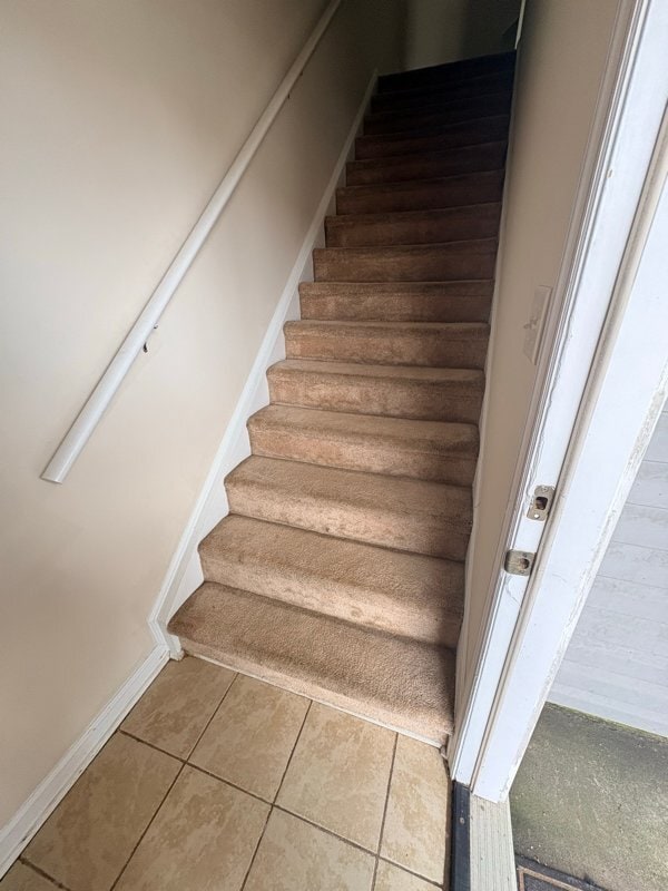 Building Photo - 801 Burcale Rd