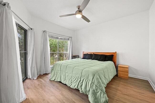 Building Photo - 2450 Wickersham Ln