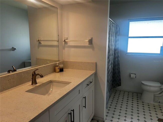 Building Photo - 3702 Meyer Pl