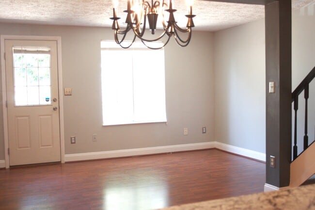 Building Photo - 5826 Whitfield Ct
