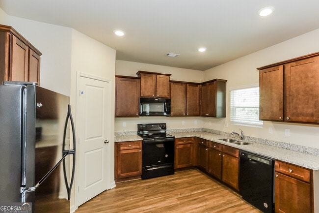 Building Photo - 35 Tamalynn Trl