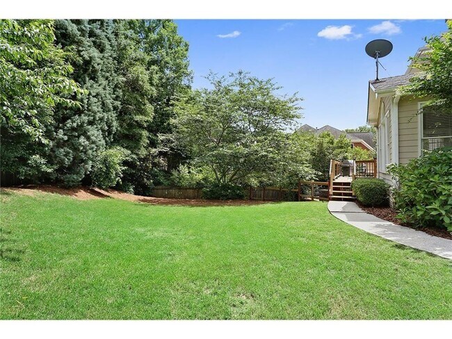Building Photo - 205 Rod Ct