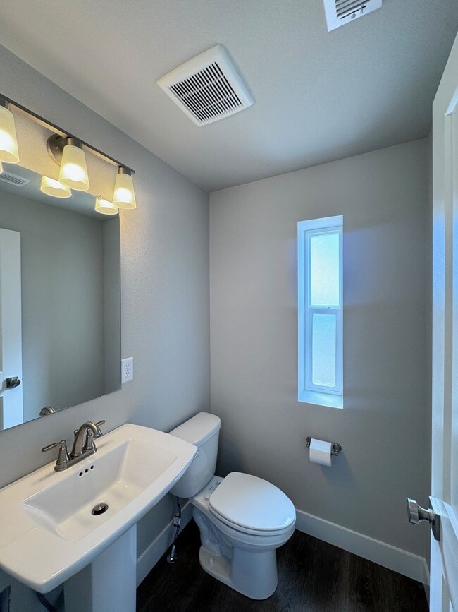 Building Photo - Sage Meadows II Townhomes — Lakeside Living Meets Modern Comfort!