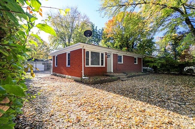 Building Photo - 3 bedroom 1 bath in Valley Station!