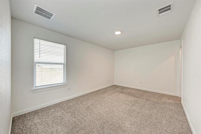 Building Photo - 7416 Peggie Nell Dr
