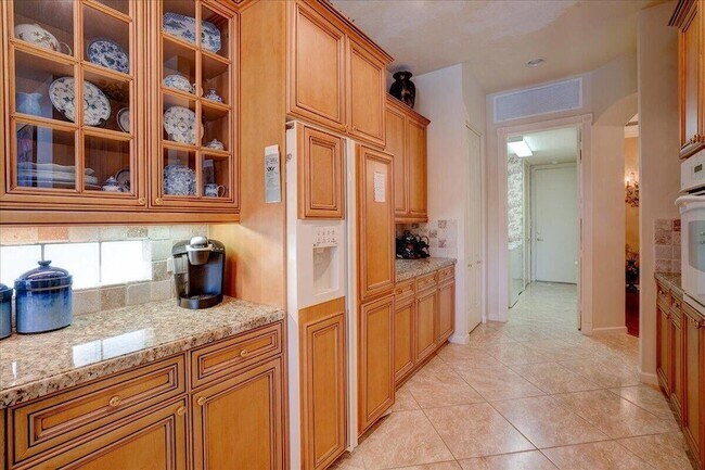 Building Photo - 10891 Northgreen Dr