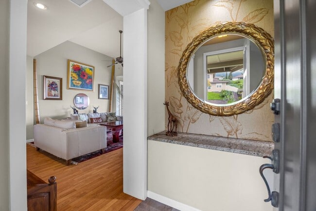 Building Photo - Modern Wailuku Home | 3 Bed / 2.5 Bath | Fully Furnished | Pet Friendly | Spacious Living & Prime...