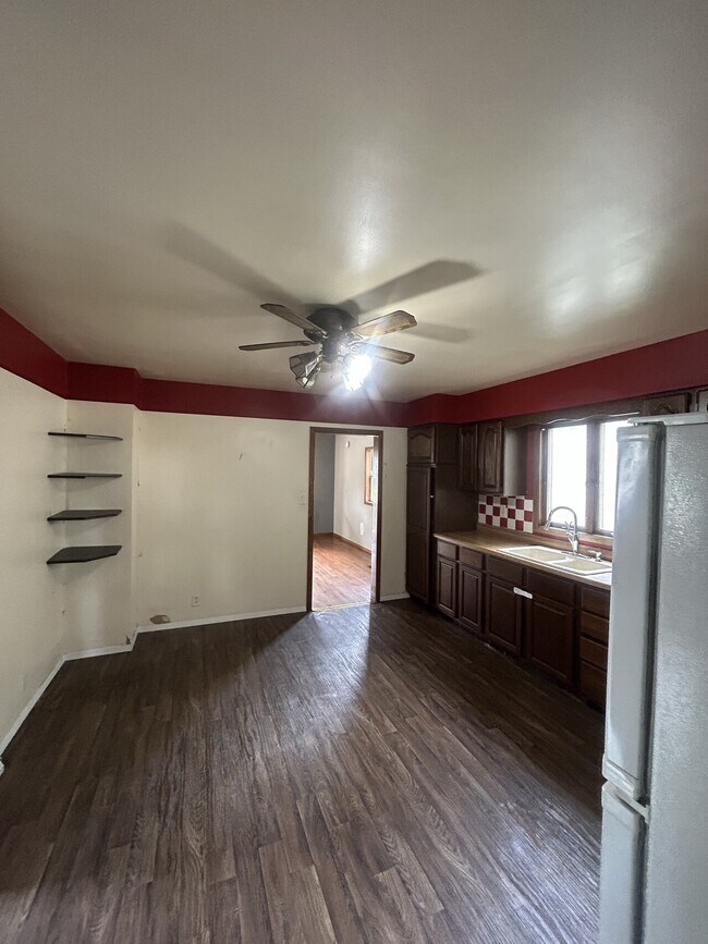Building Photo - 1290 porter