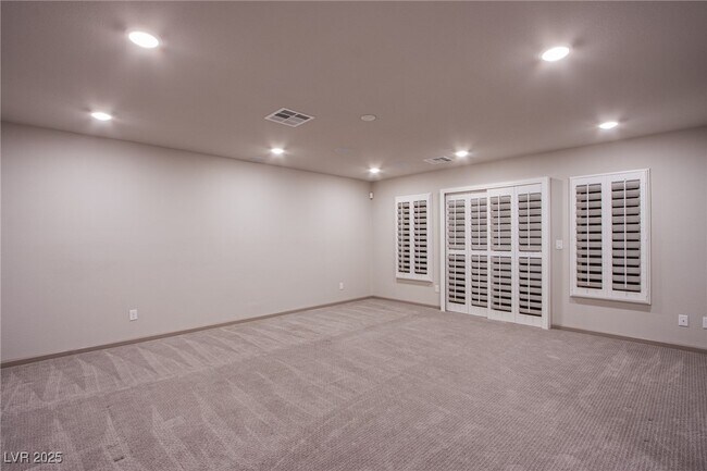 Building Photo - 8040 Haywood Estate Ave