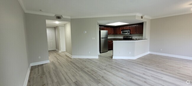 1B/1B Living Room - Briar Landings