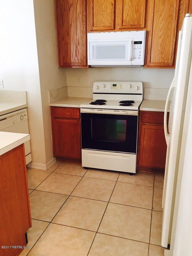 Building Photo - 12301 Kernan Forest Blvd